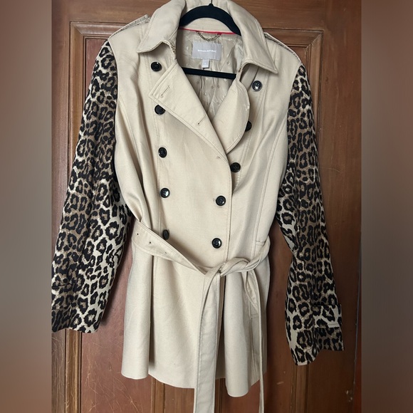 Banana republic BELTED CHEETAH-SLEEVE TRENCH - Picture 4 of 6